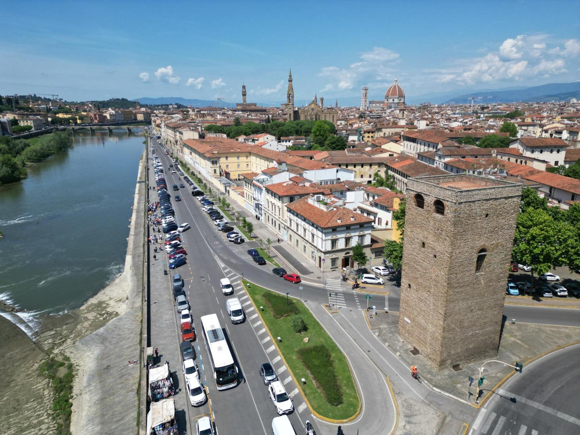 Отель Le Reve De Naim Firenze Экстерьер фото